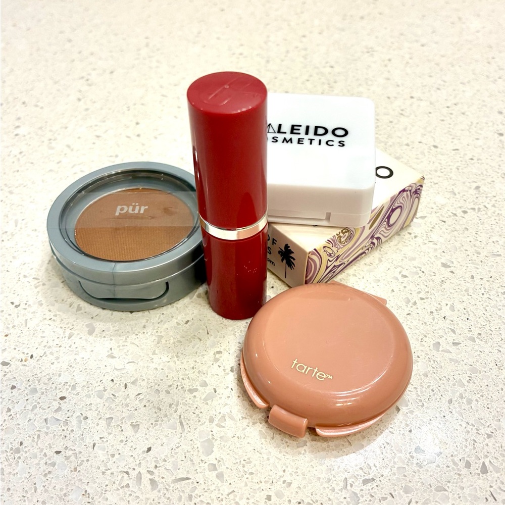 NWOT makeup bundle CLINIQUE TARTE PUR KALEIDO